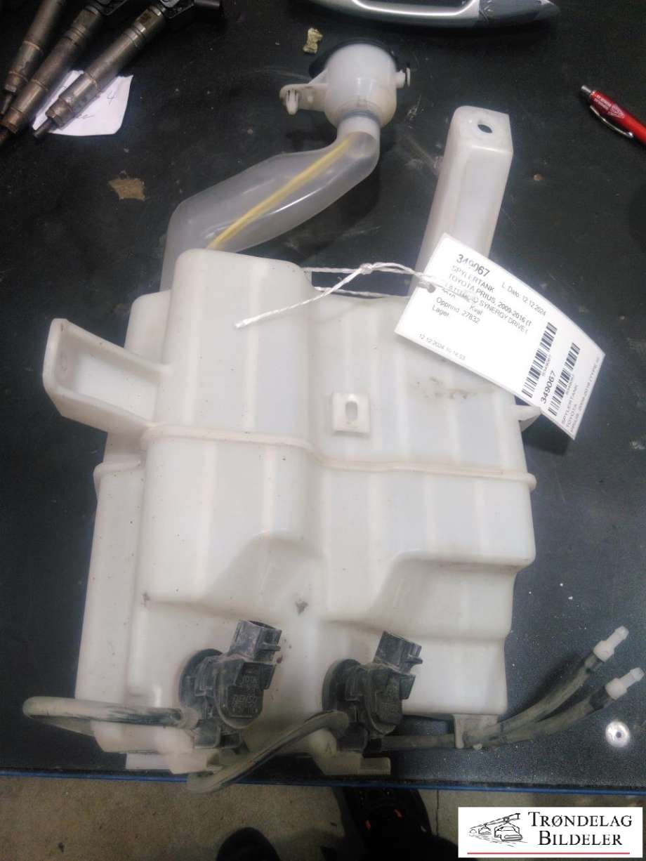 Spylertank til Toyota Prius, 2009-2016 (Type III) (COMBI) (COMBI) (060851317)