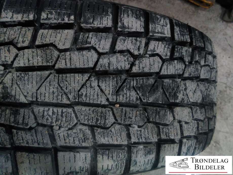 Hjulsett aluminium vinter til Hyundai Kona 2017-2021 (Type I, Fase 1)  (YOKOHAMA|215/55/R17 5X114.3 7JX17 ET50 CB67.1MM|8-9 MM MØNSTERDYBDE|PROD 07-22)