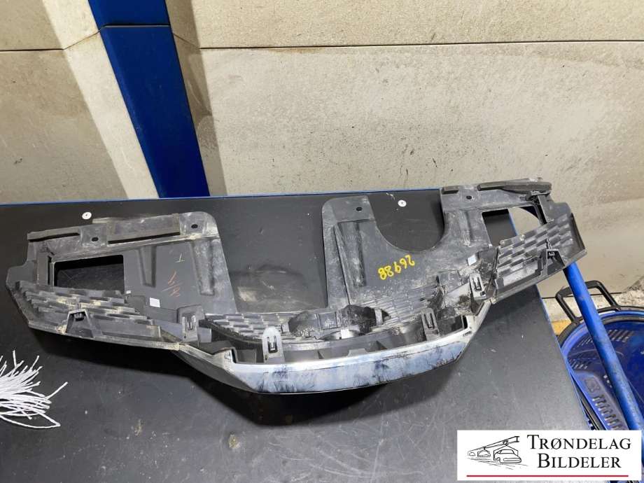 Grill til Nissan X-Trail 2014-2022 (T32) (T32)