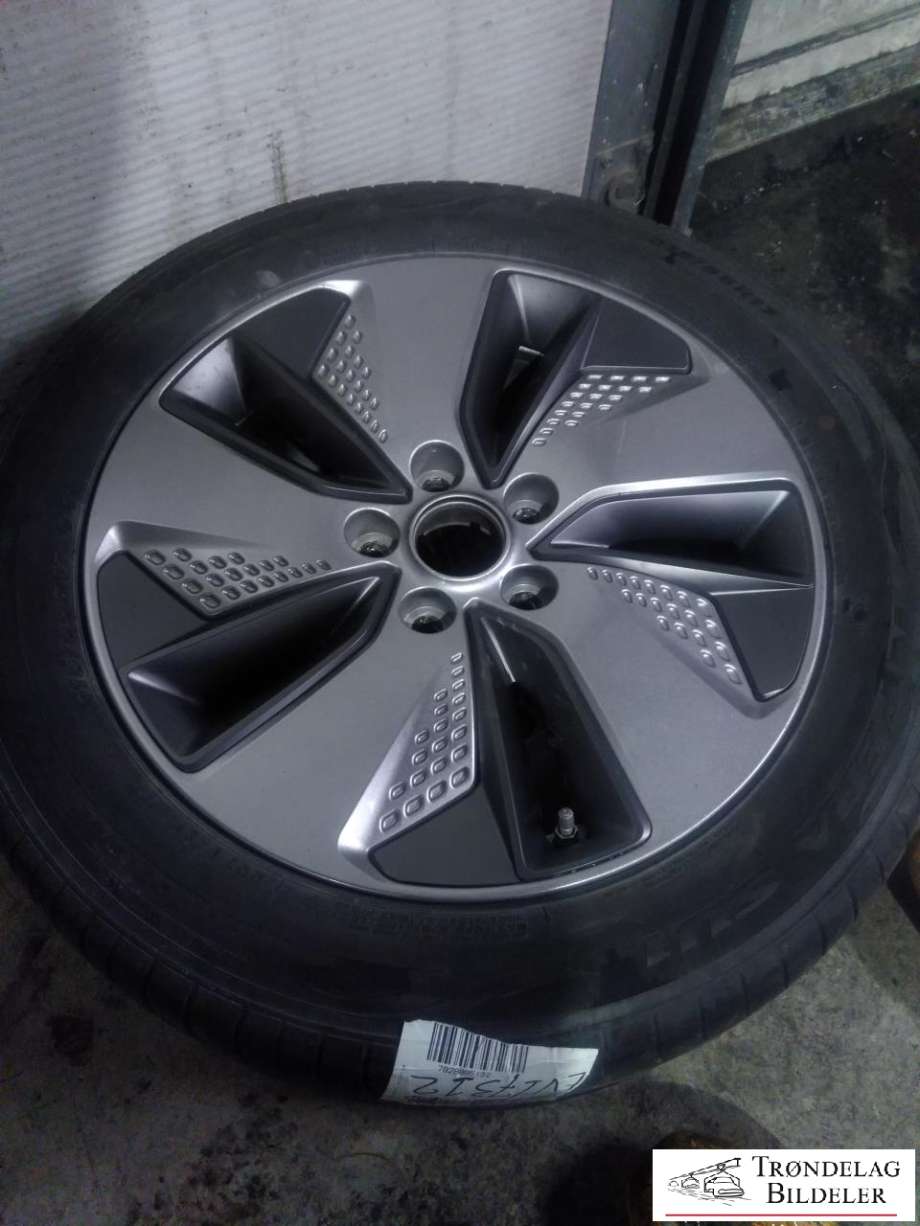 Hjulsett aluminium sommer til Hyundai Kona 2017-2021 (Type I, Fase 1)  (NEXEN|215/55/R17 5X114.3 7JX17 ET50 CB67.1MM|2-3 MM MØNSTERDYBDE|PROD 19-18)