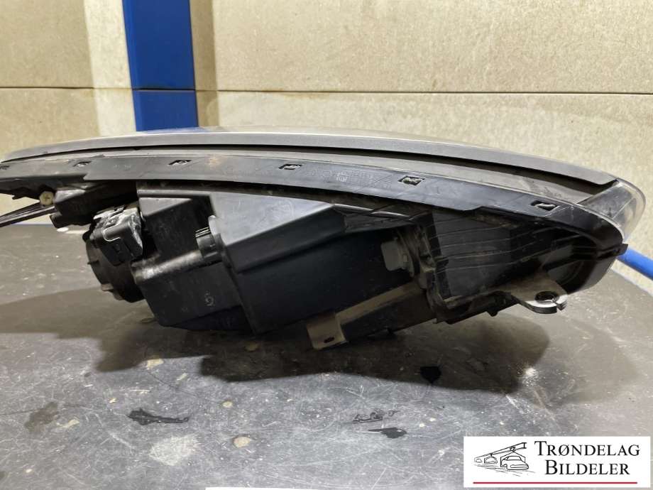 Frontlykt venstre halogen til Kia Picanto 2011-2017 (Type II)  (92170 1Y000|92101-1Y311|)