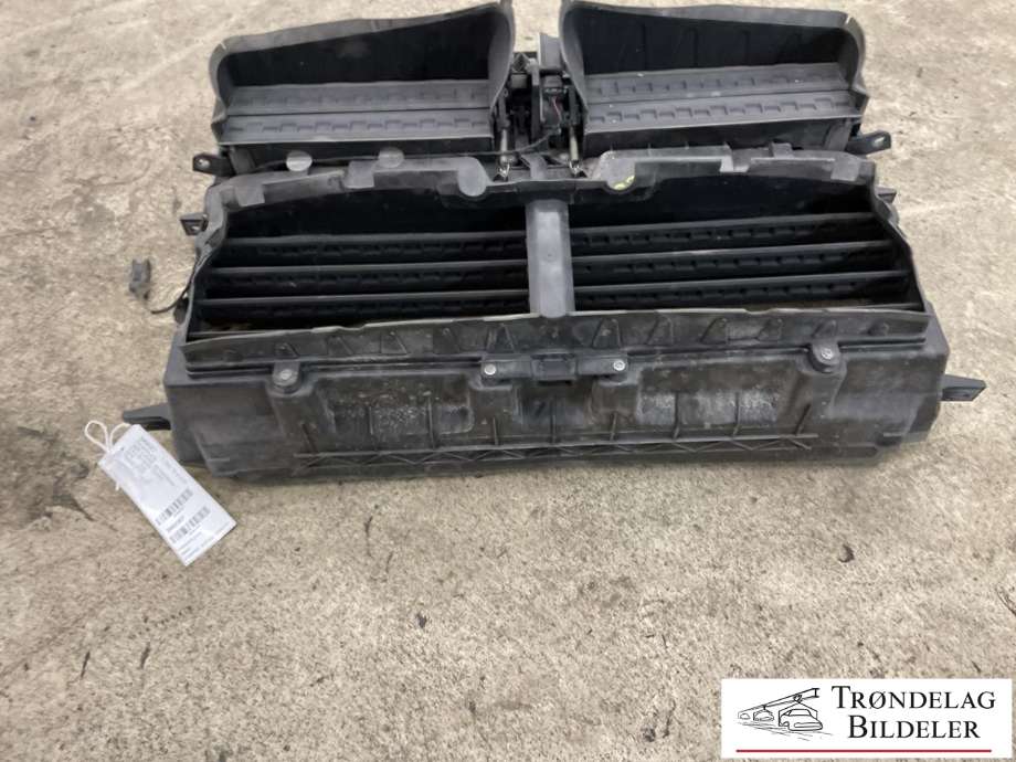 Frontplate til BMW 2-Serie, Active/Gran Tourer 2014-->> (F45/F46) (F45/F46) 