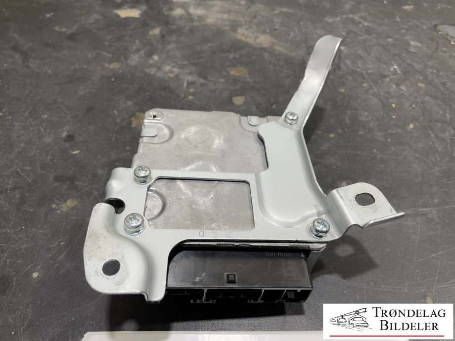 Styreenhet servo til Toyota Yaris 2014-2020 (Type III, Fase 2)  (TOYOTA|89650-0D333|210700-1461|225000-1951)