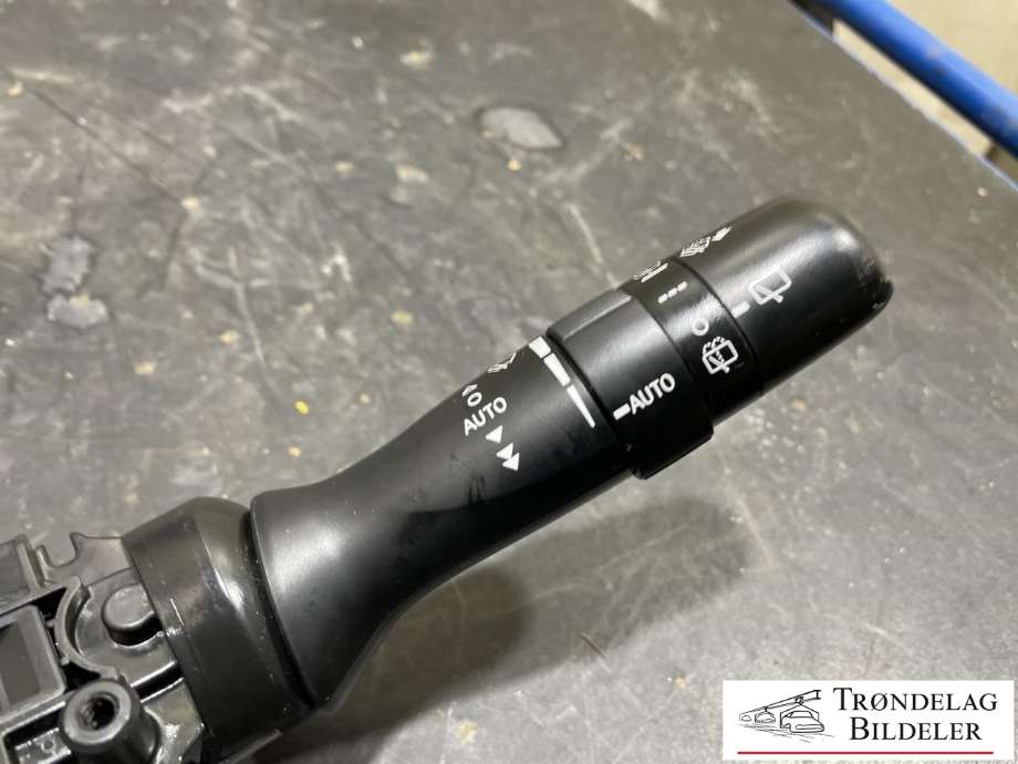 Bryter combi til Toyota Yaris 2014-2020 (Type III, Fase 2)  
