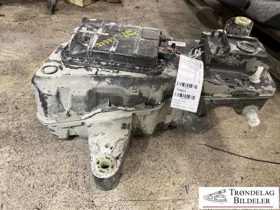 AdBlue tank til Peugeot Partner 2019-->> (Type III)  (98 213 360 80|)