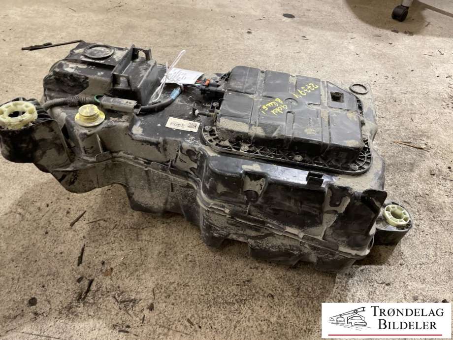 AdBlue tank til Peugeot Partner 2019-->> (Type III)  (98 213 360 80|)