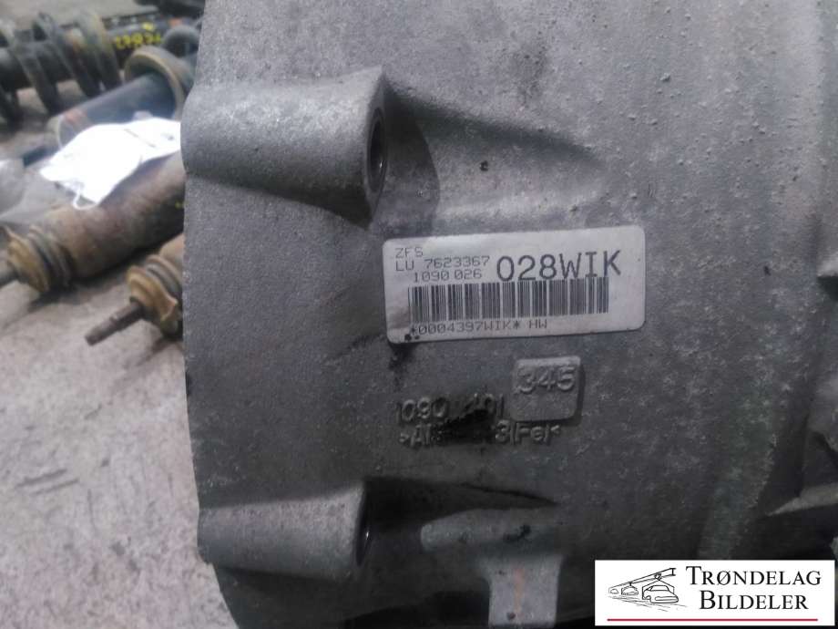 Girkasse automat til BMW X3 2010-2017 (F25) (F25) (LU7623367|)