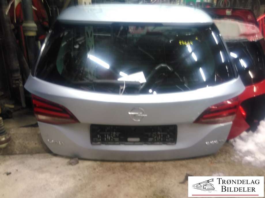 Bakluke stasjonsvogn til Opel Astra K, 2015-->>  