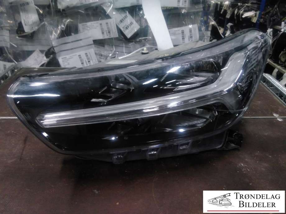 Frontlykt venstre full-LED til Volvo XC40, 2018-2024  (31655981)