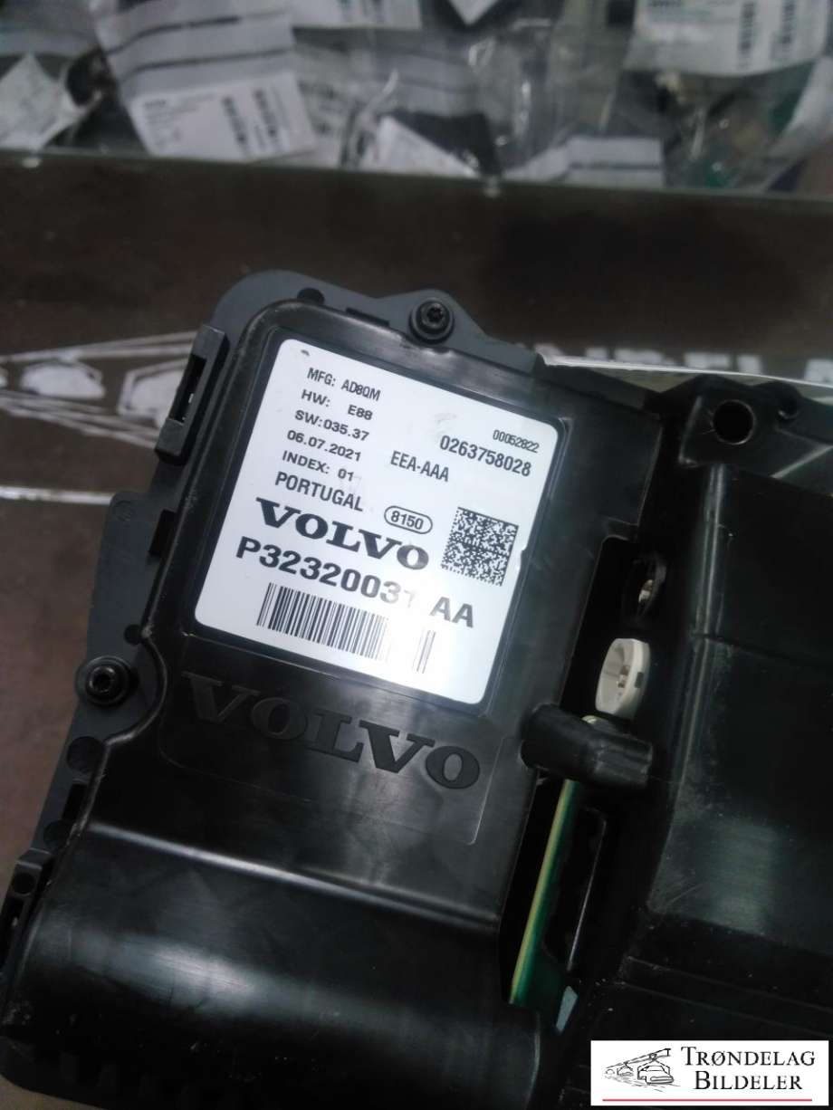 Instrumentpanel til Volvo XC40 2018-2024  (36012981|)