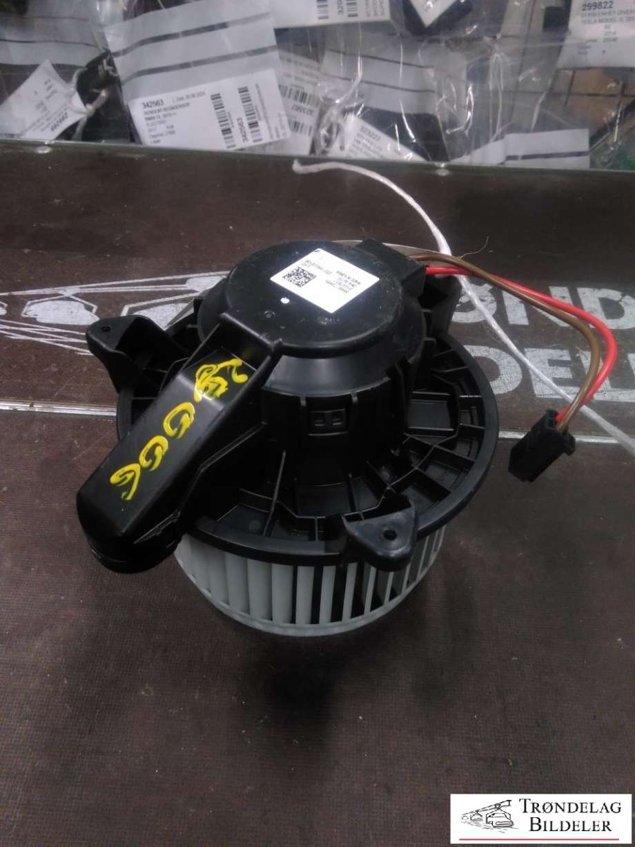 Varmeapparat motor til Volvo XC40, 2018-2024  (31497510)