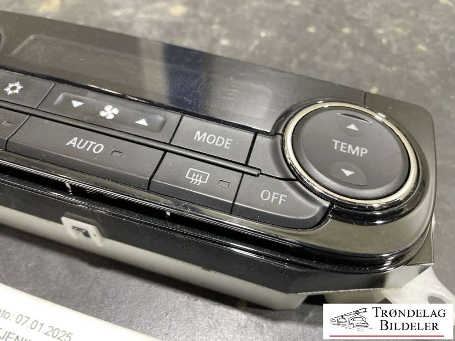 Varmeapparat betjening til Mitsubishi L200 2015-2019 (Type V, Fase 1)  (7820A745|CAD502A034|)