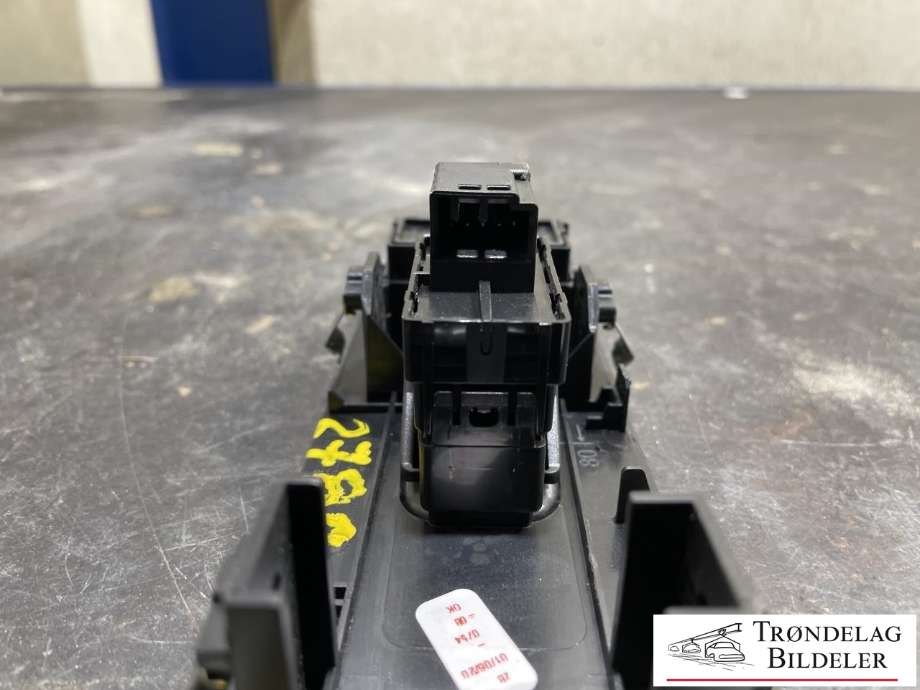 Bryter ruteheis til Volvo XC40 2018-2024  (31456060|)