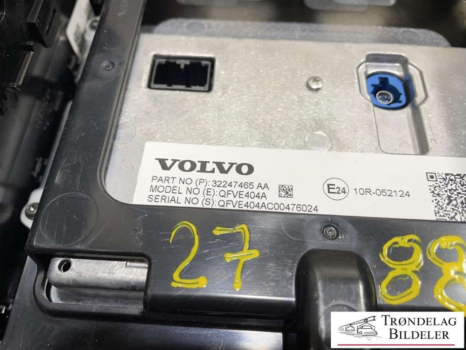 Bilstereo navigasjon skjerm til Volvo XC40 2018-2024 (VOLVO|32247465 AA|)