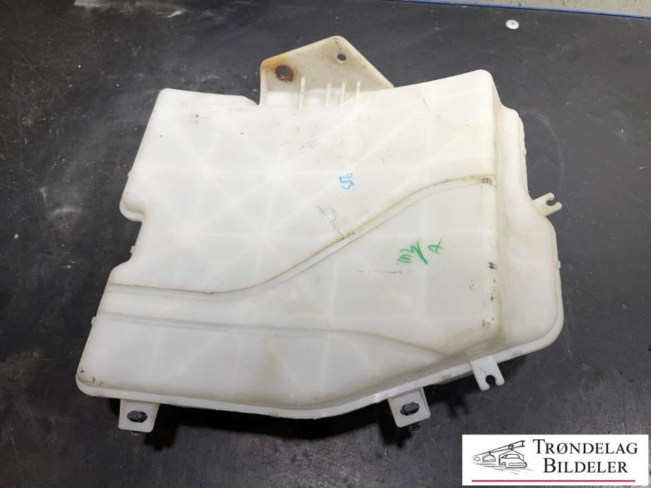 Spylertank til Mitsubishi L200 2015-2019 (Type V, Fase 1)  (8260A350|)