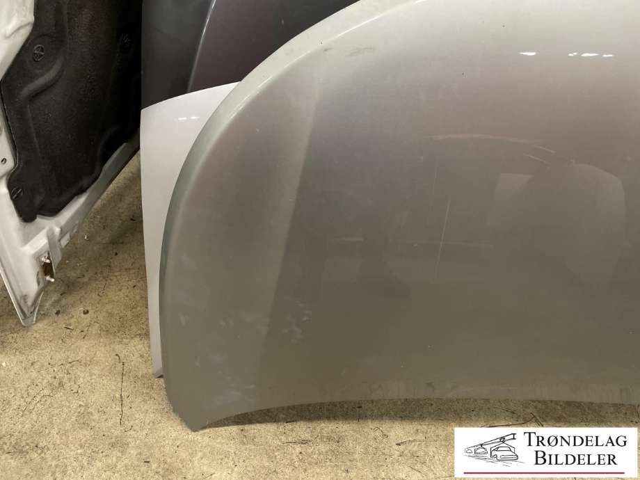 Panser til Toyota Avensis 2009-2015 (Type III, Fase 1)  (53301-05040|)