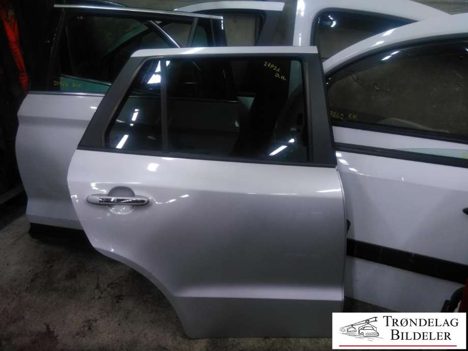 Dør høyre bak til Hyundai Santa Fe 2010-2012 (Type II, Fase 2) (B350139|770042B020|770042B000)