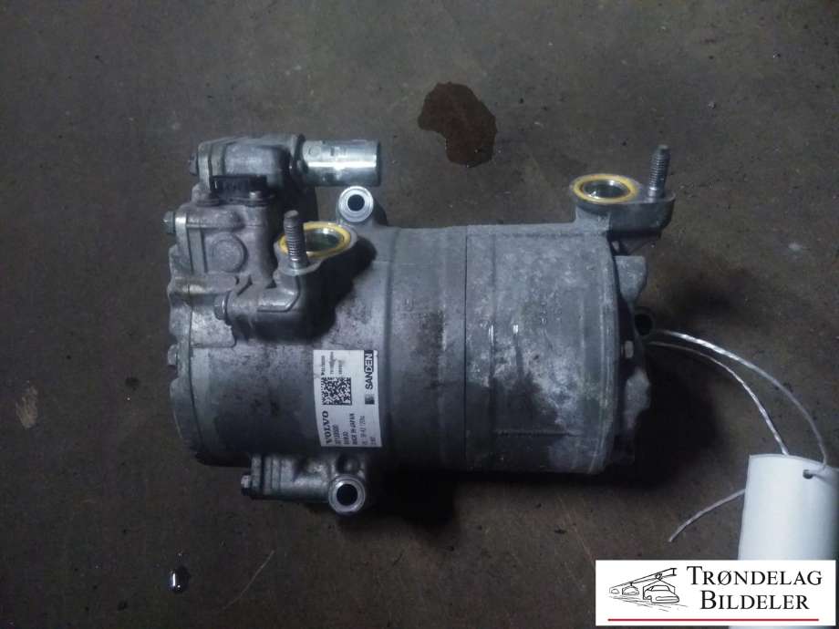 Aircondition kompressor til Volvo XC40 2018-2024  (32130500|)
