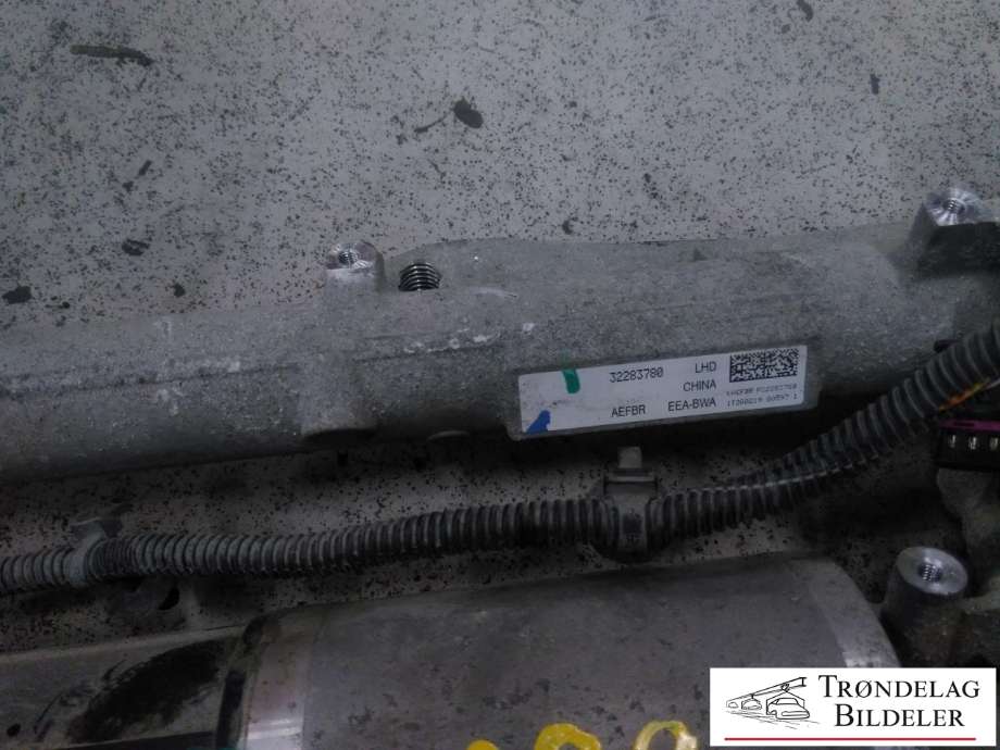 Tannstang elektrisk til Volvo XC40 2018-2024  (32283780|36010597|)