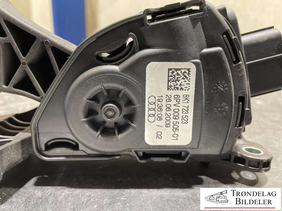 Pedal gass til Audi S4 2009-->>  (8K1 723 523|)
