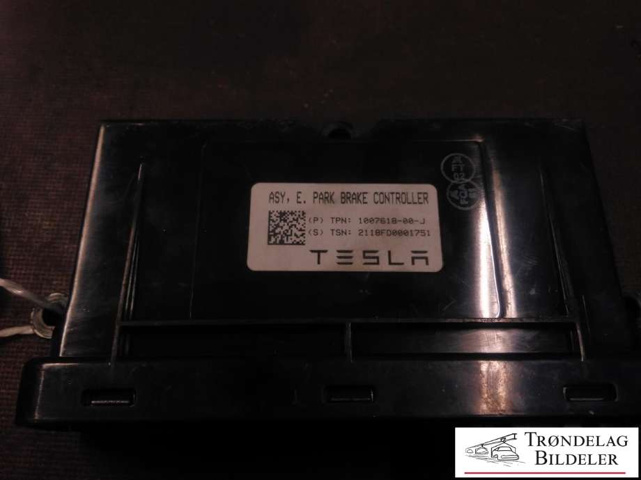 Styreenhet elektrisk parkbrems (EPB - Electric Parking Brake) til Tesla Model S 2016-2021 (Fase 2)  (1007618-00-J|)