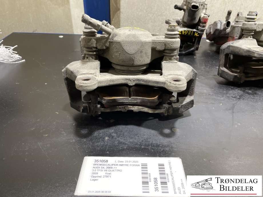 Bremsecaliper høyre foran til Audi S4, 2009-->> (8K0 615 124 A)