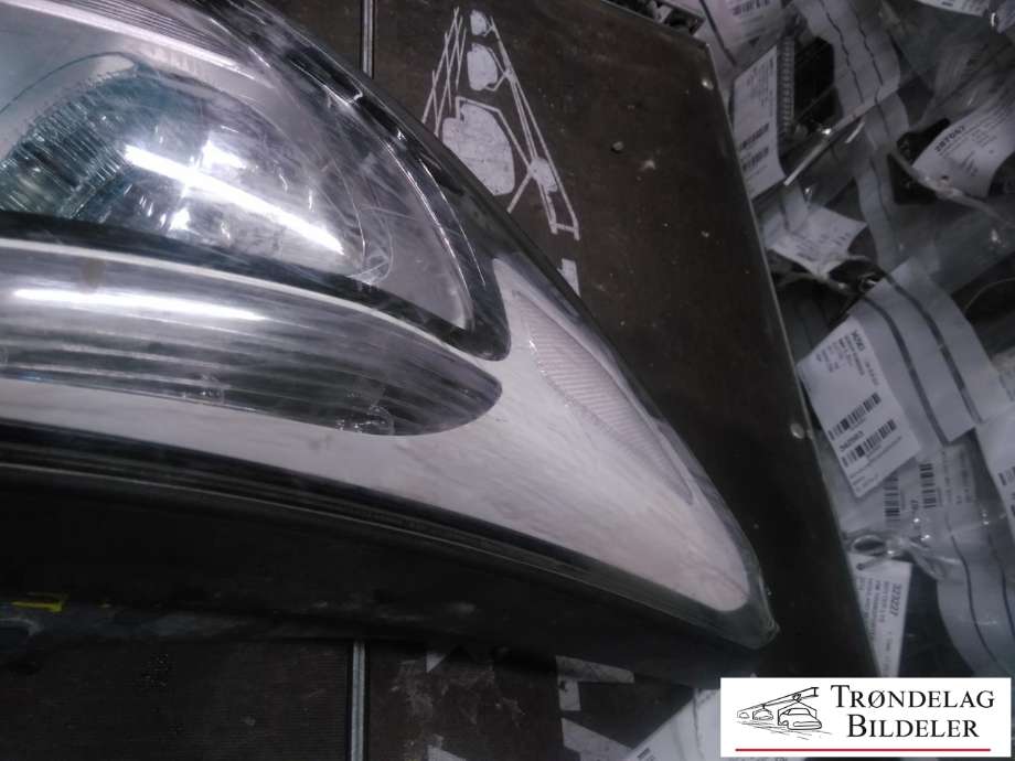 Frontlykt høyre halogen til Kia Soul 2014-2019 (Type II)  (92102E 40101D|92102E 4010|)