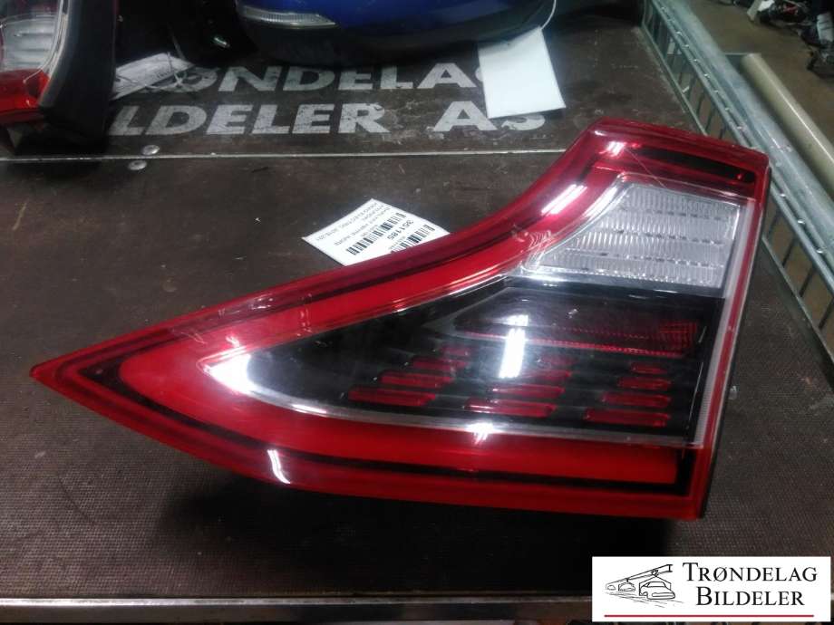 Baklykt høyre indre til Hyundai Ioniq Electric, 2016-2019 (Fase 1)  (92404G7000)