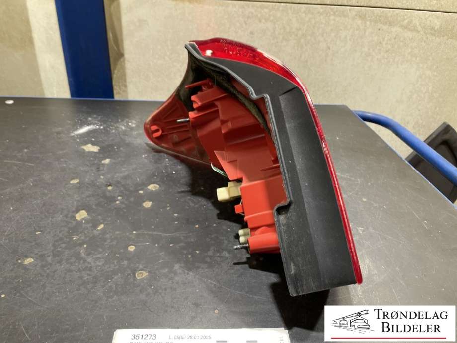 Baklykt høyre til Toyota RAV4 2009-2013 (Type III, Fase 2)  