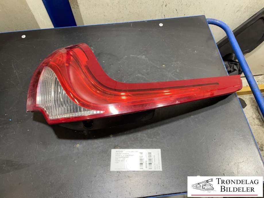 Baklykt venstre til Volvo XC60, 2008-2013 (Type I, Fase 1)  (31290683)