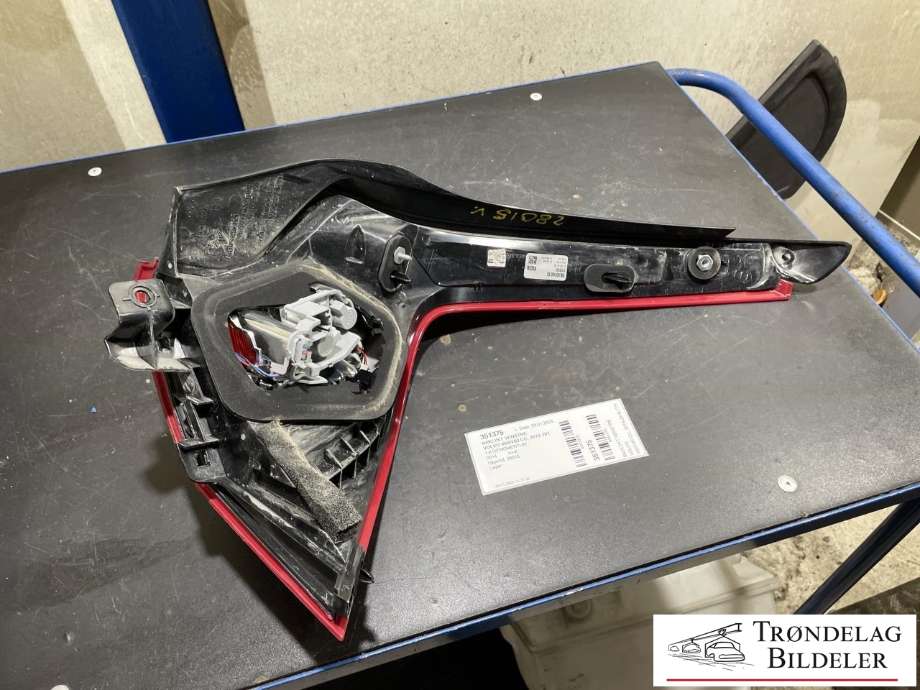 Baklykt venstre til Volvo V60/V60 CC 2013-2018 (Type I, Fase 2)  (31214963|31395928|)