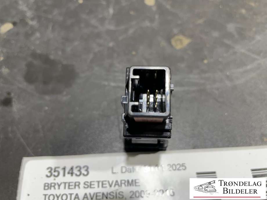 Bryter setevarme til Toyota Avensis 2009-2015 (Type III, Fase 1) (84751-05040|)