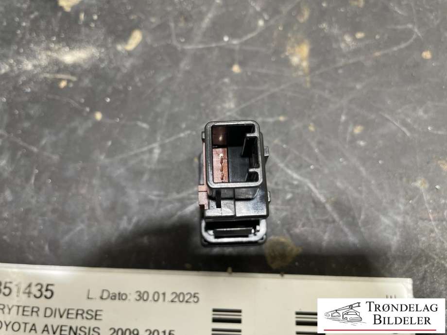 Bryter diverse til Toyota Avensis 2009-2015 (Type III, Fase 1)  