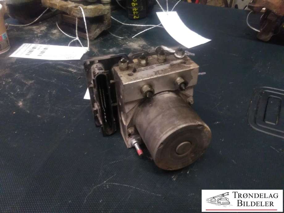ABS sentral til Toyota Avensis, 2009-2015 (Type III, Fase 1)  (265252483)