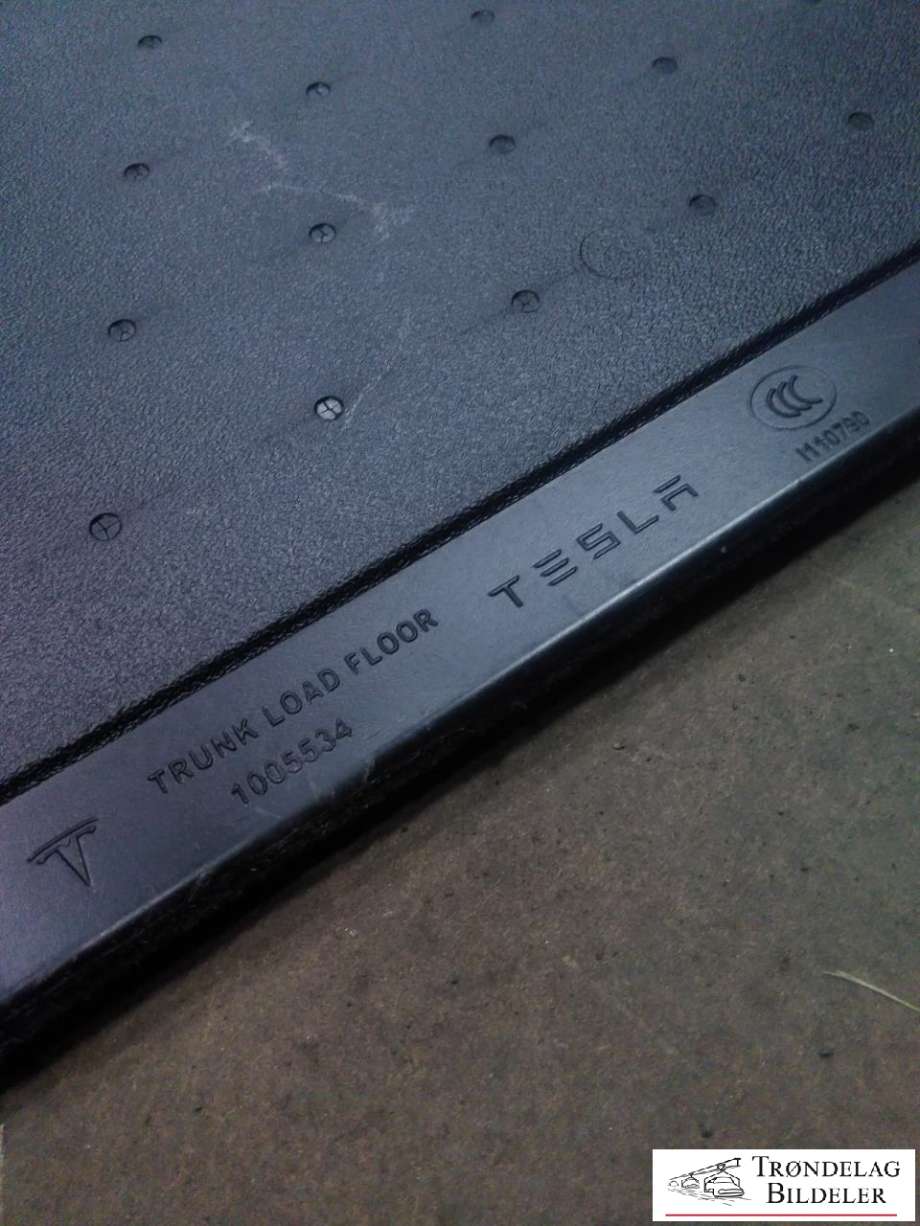 Hattehylle til Tesla Model S 2013-2016 (Fase 1)  