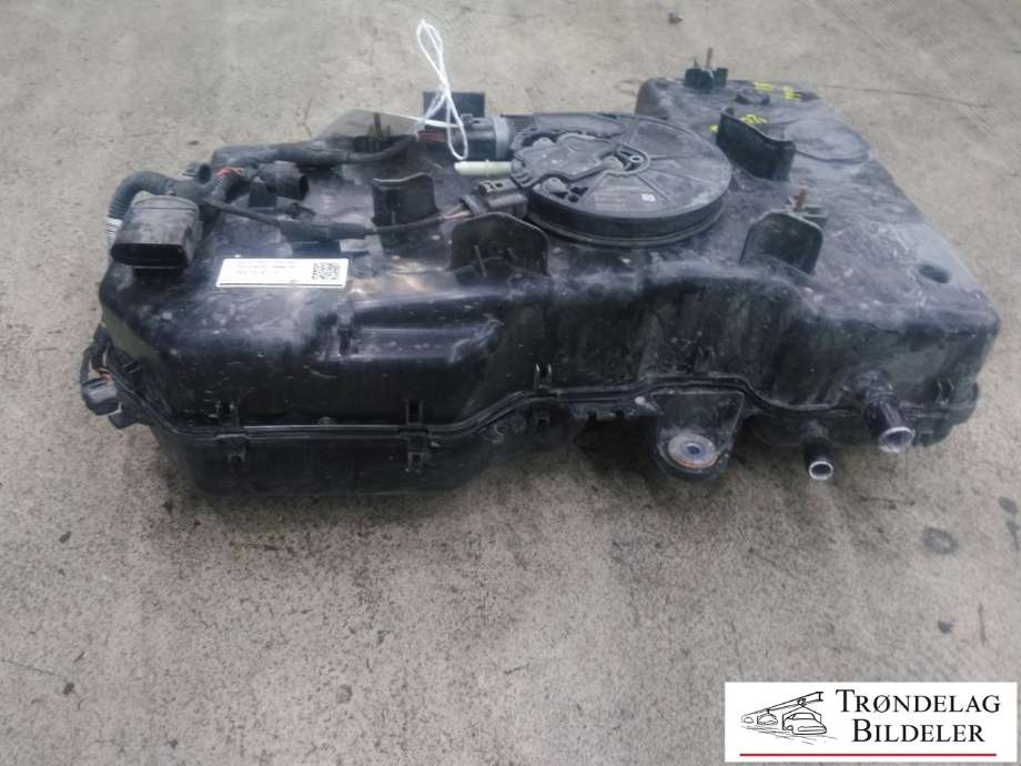 AdBlue tank til VW Transporter / Caravelle 2015-2019 (T6) (T6) 