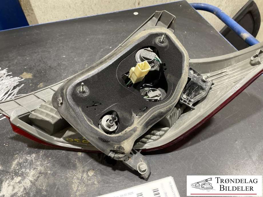 Baklykt venstre til Toyota Yaris 2012-2014 (Type III, Fase 1)  
