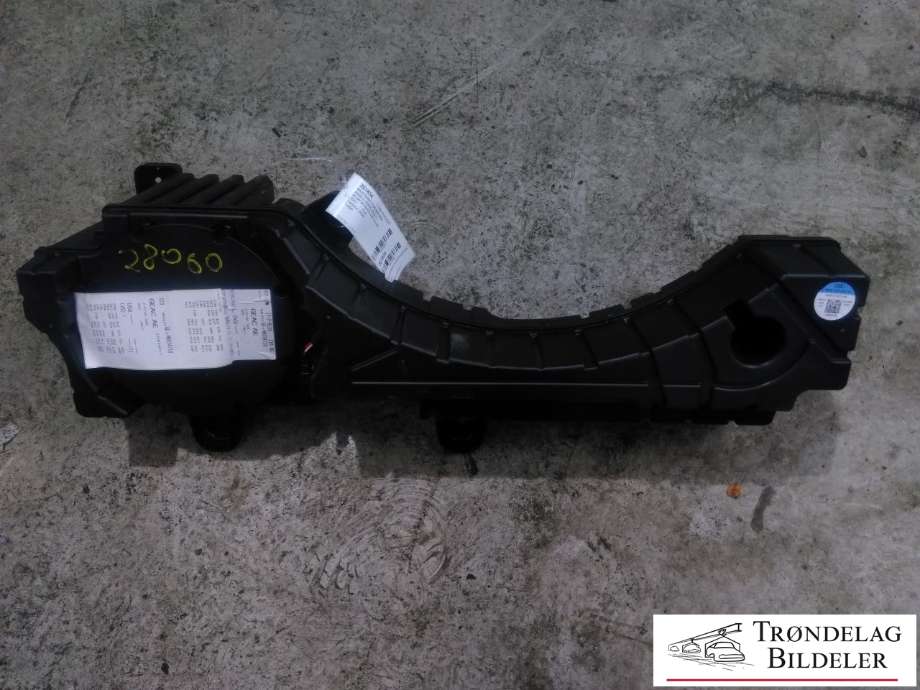 Bilstereo sub-woofer til Audi e-tron, 2018-->>  (4KE 035 621)