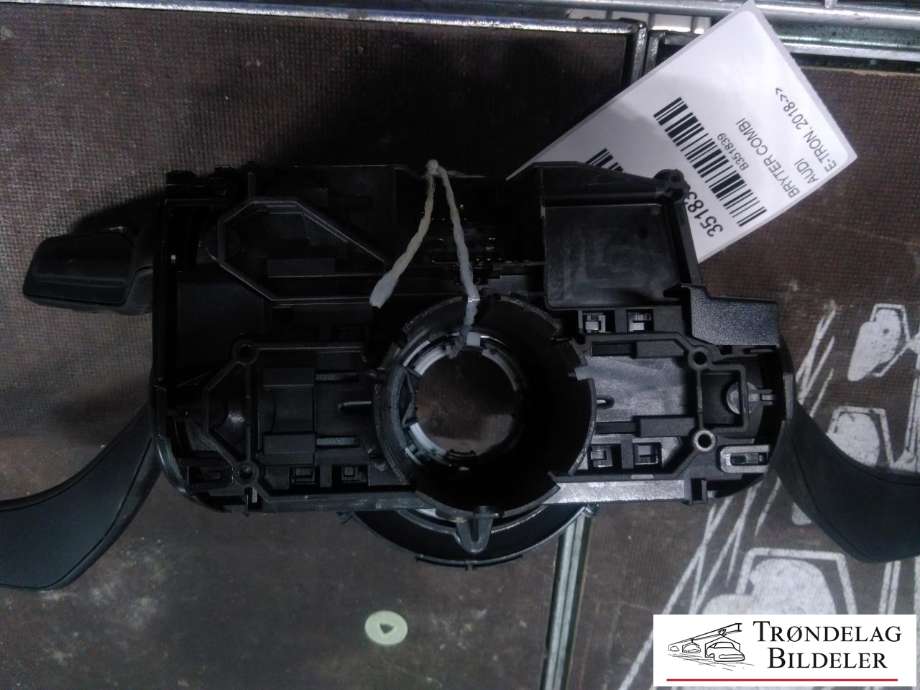 Bryter combi til Audi e-tron 2018-->> (4N0 907 129 LK|4N0 907 129 PS|)