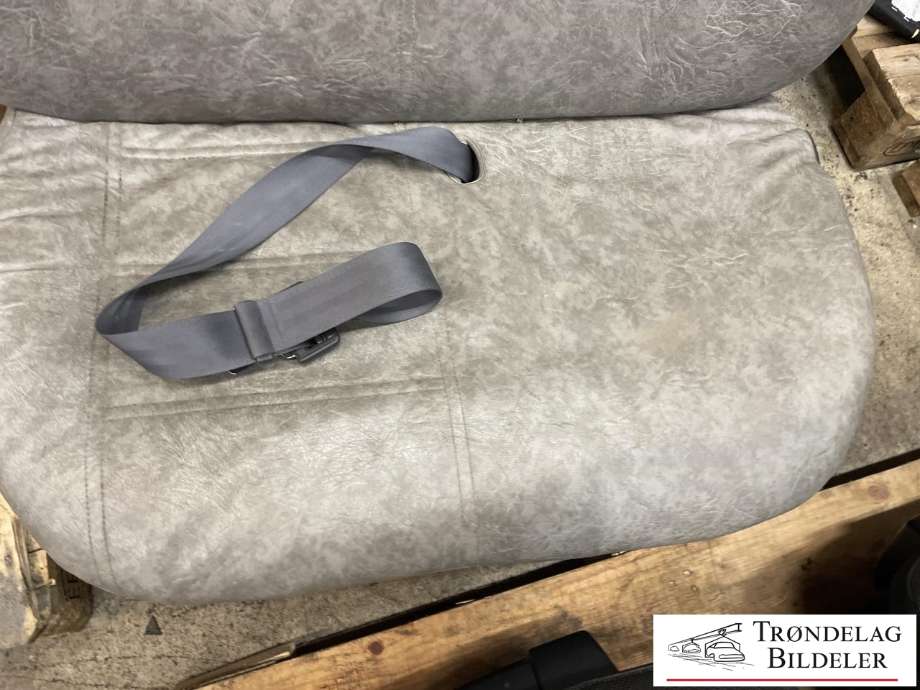 Sete foran høyre til Toyota Hiace 1996-2001 (Fase 1)  