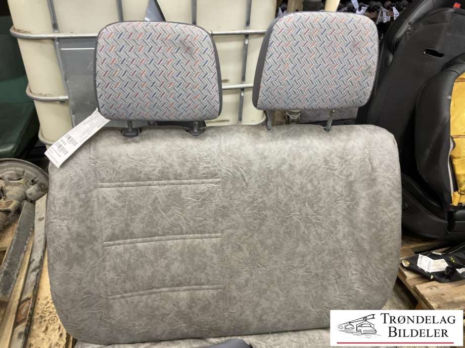 Sete foran høyre til Toyota Hiace 1996-2001 (Fase 1)  