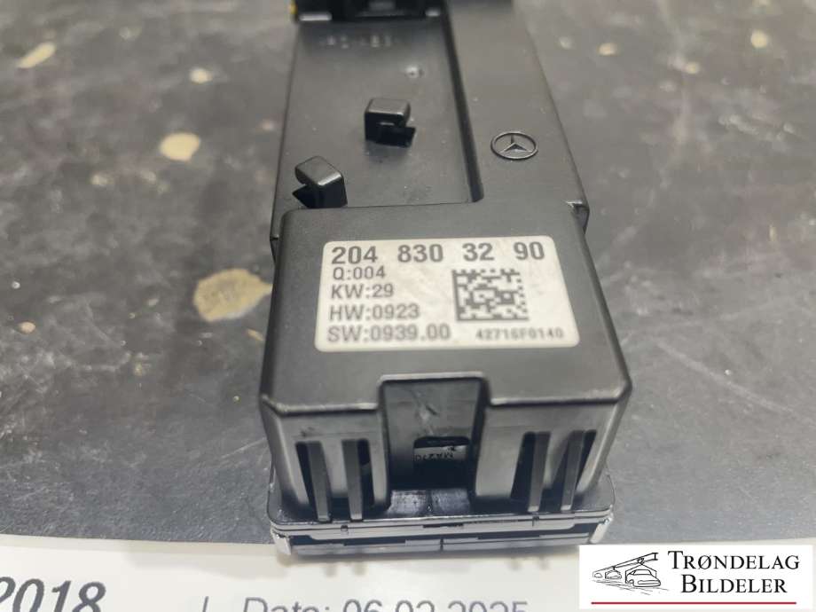 Varmeapparat betjening bak til Mercedes E-Klasse 2009-2013 (Fase 1) (W212) (W212) (204 830 32 90|)