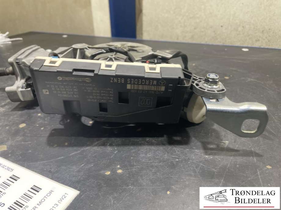 Baklukeåpner motor til Mercedes E-Klasse 2009-2013 (Fase 1) (W212) (W212) (A2128203642|)