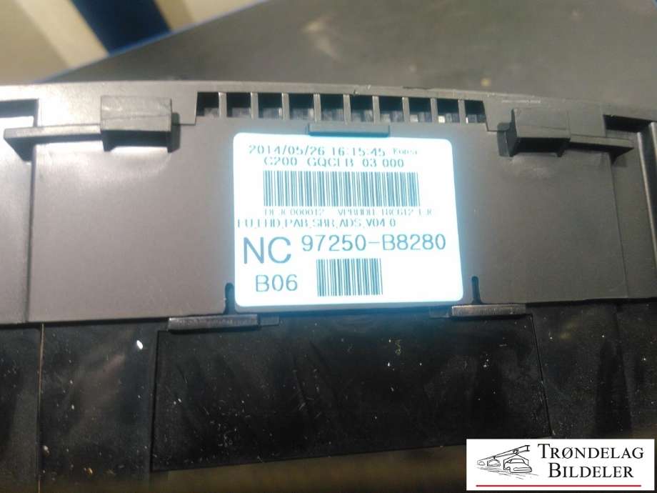 Varmeapparat betjening til Hyundai Santa Fe 2012-2020 (Type III)  (9725-B8280|)