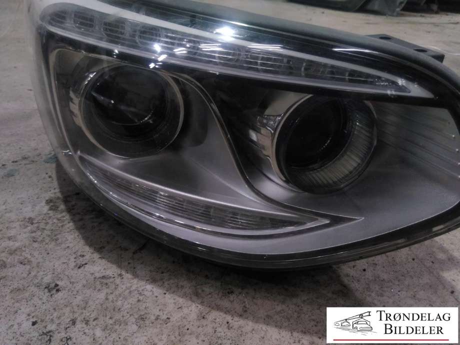 Frontlykt høyre xenon til Kia Soul 2014-2019 (Type II)  