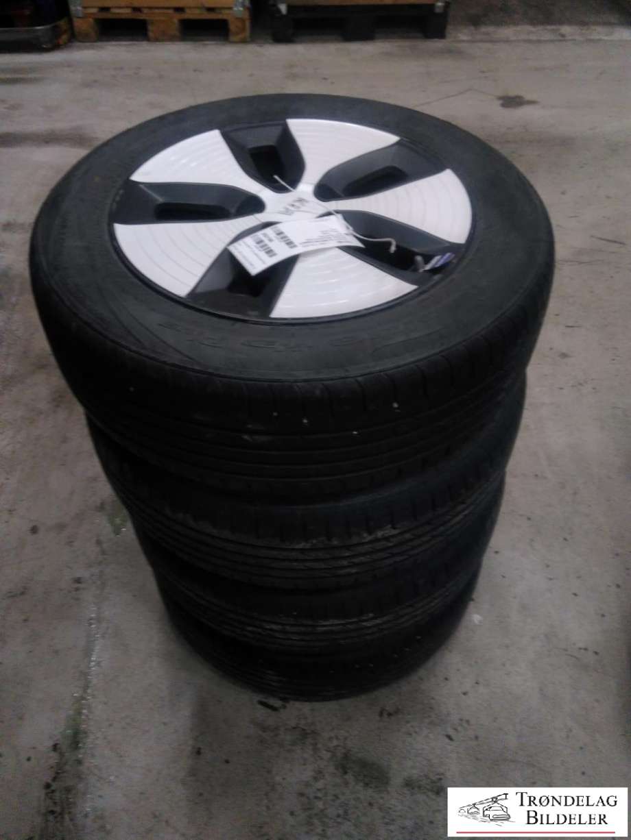 Hjulsett aluminium sommer til Kia Soul, 2014-2019 (Type II)  (LANDSAIL|205/60/R16 5X114.3 6.5JX16 ET47 CB67.1MM)