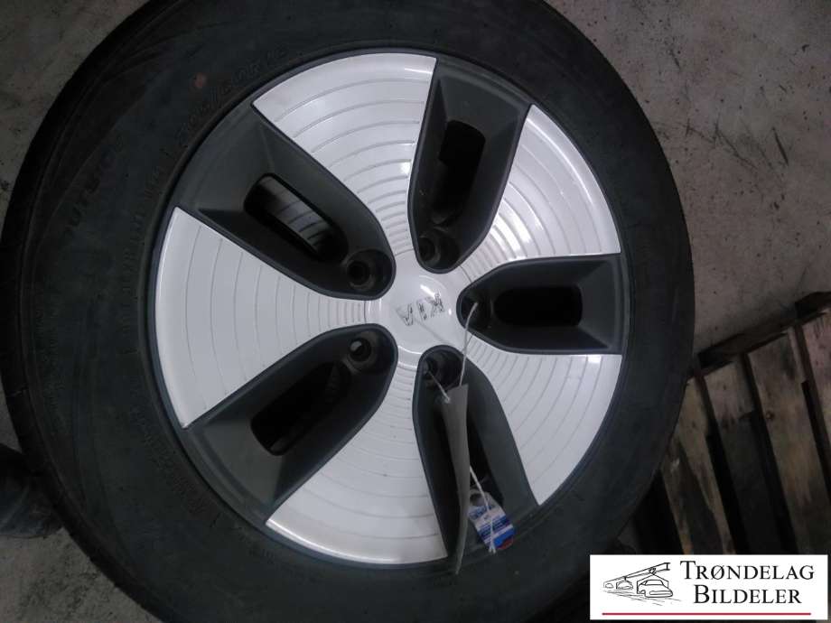 Hjulsett aluminium sommer til Kia Soul 2014-2019 (Type II)  (LANDSAIL|205/60/R16 5X114.3 6.5JX16 ET47 CB67.1MM|6-7 MM MØNSTERDYBDE|PROD 03-22)