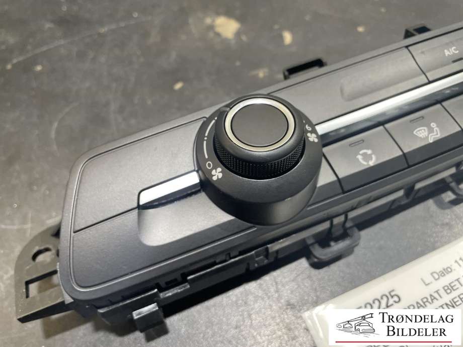 Varmeapparat betjening til Peugeot Partner 2019-->> (Type III) (98.340.416 ZD|)