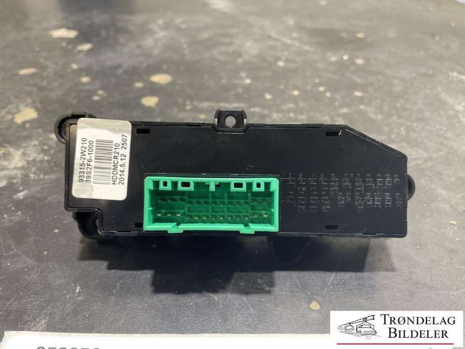 Bryter setevarme til Hyundai Santa Fe 2012-2020 (Type III)  (93315-2W210|)