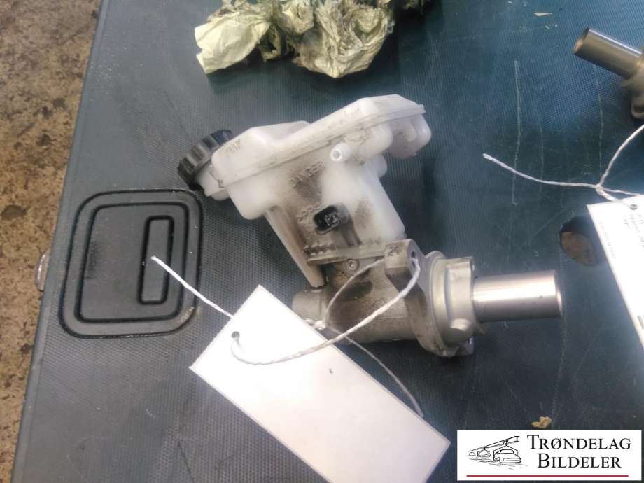 Bremsepumpe hoved til Peugeot Partner 2019-->> (Type III) (0204821216|9807687080|)